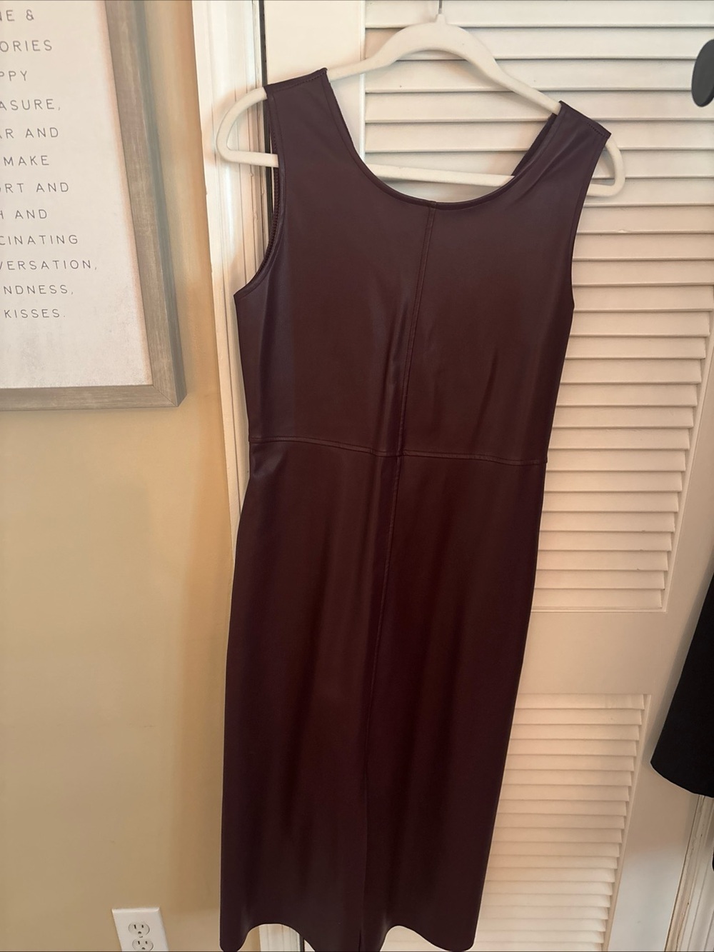 Astrid Sleek Sleeveless Faux-Leather Midi Dress - Deep Burgandy